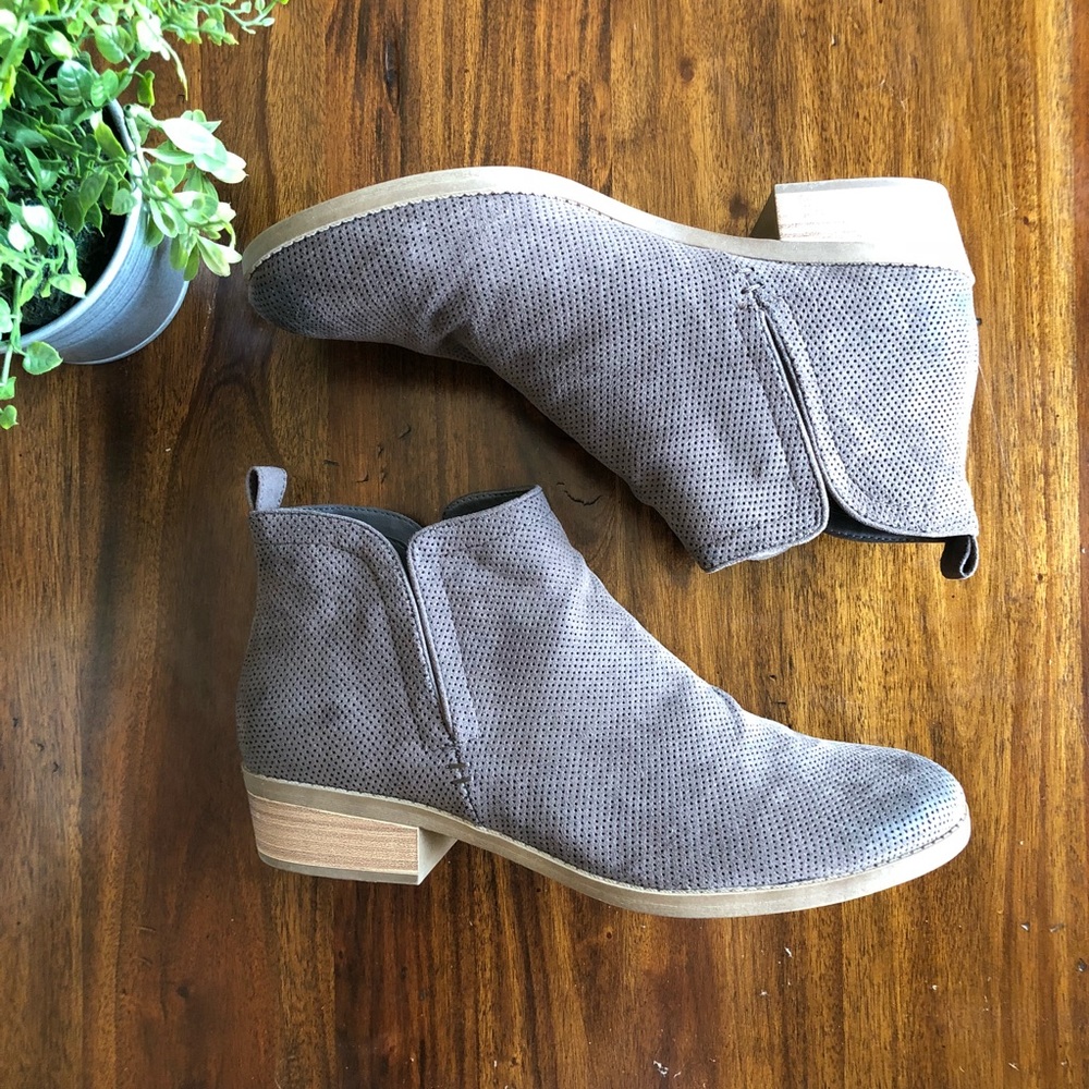 Dolce Vita Booties